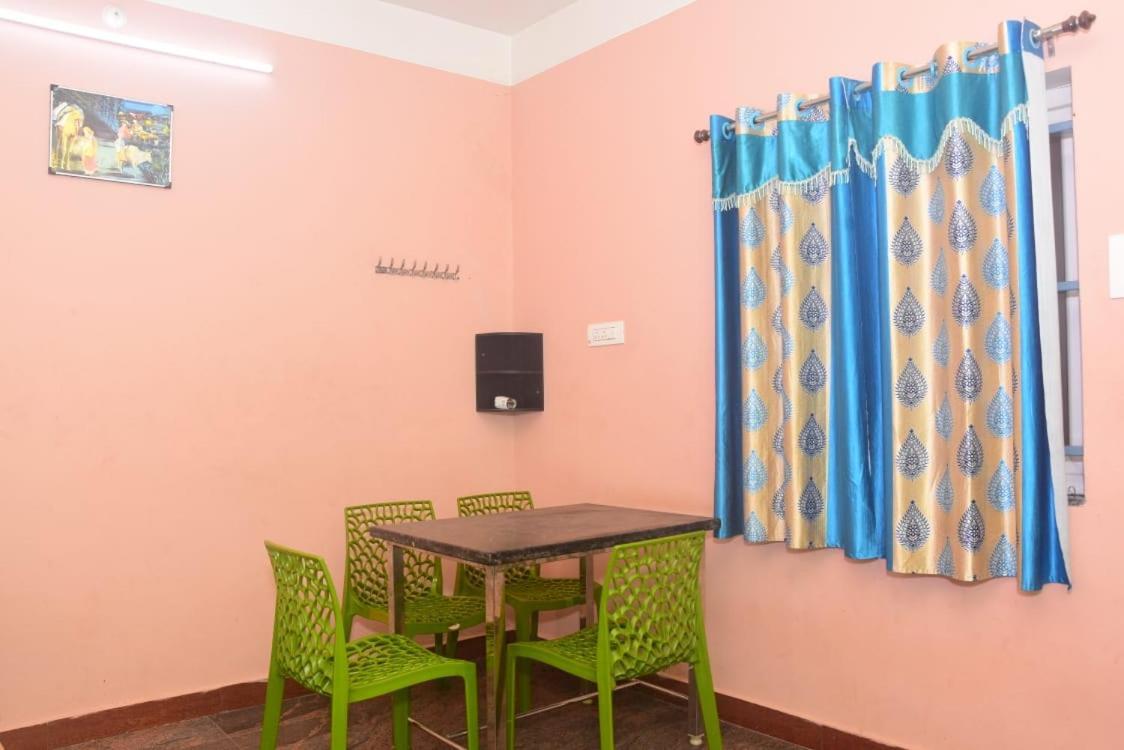 Selvasi Beach Cottage Auroville Exterior photo