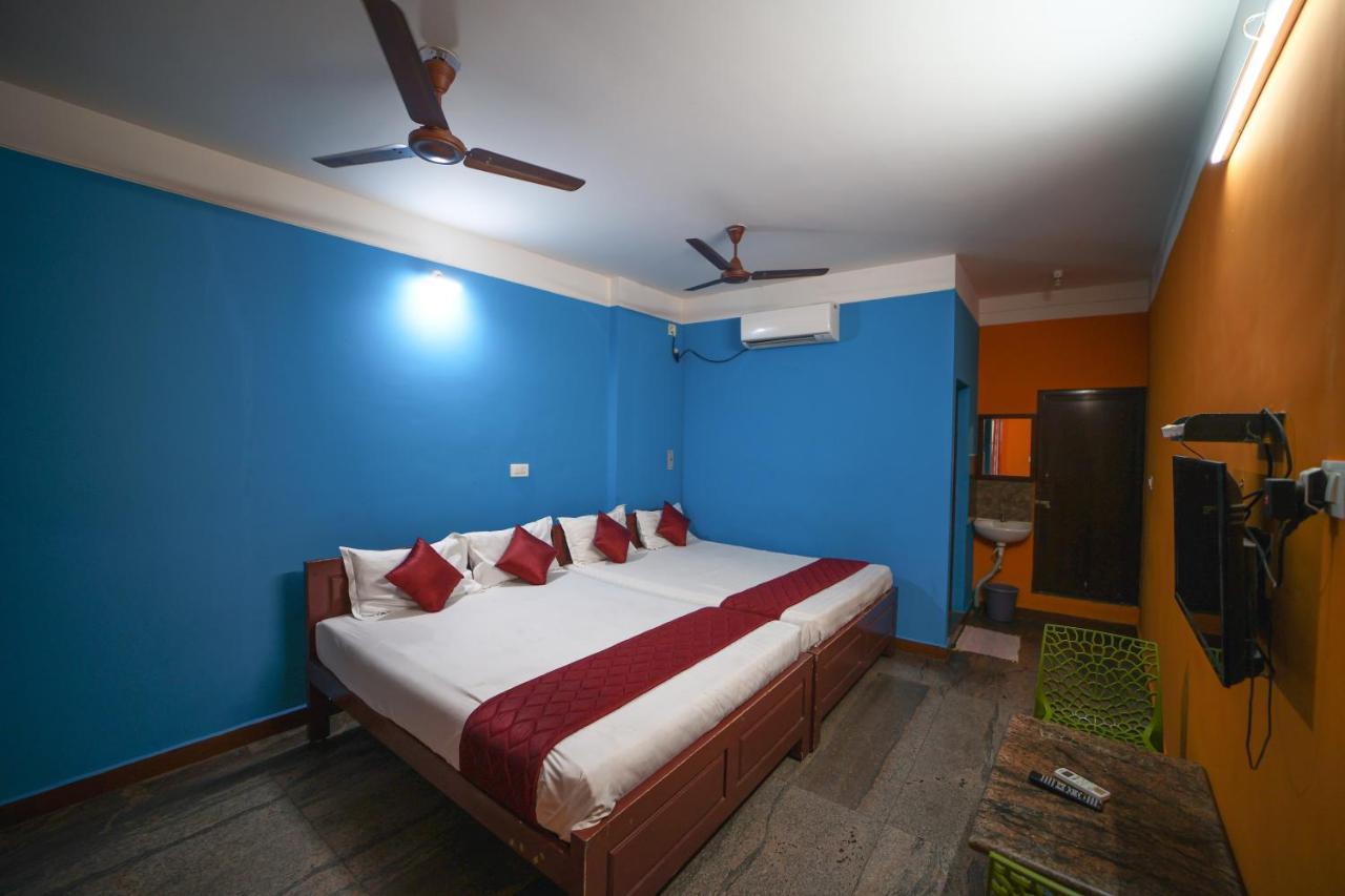 Selvasi Beach Cottage Auroville Exterior photo