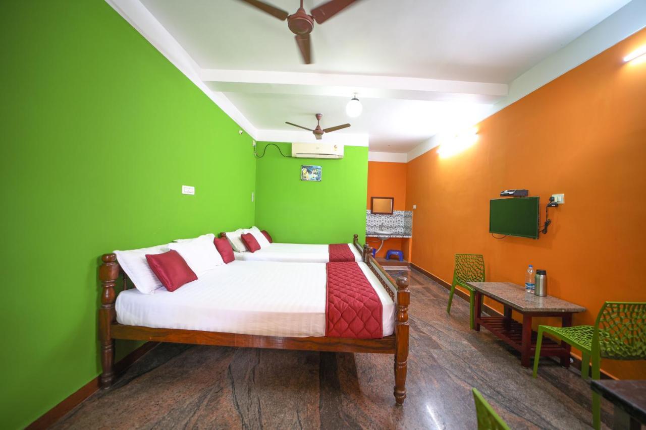 Selvasi Beach Cottage Auroville Exterior photo